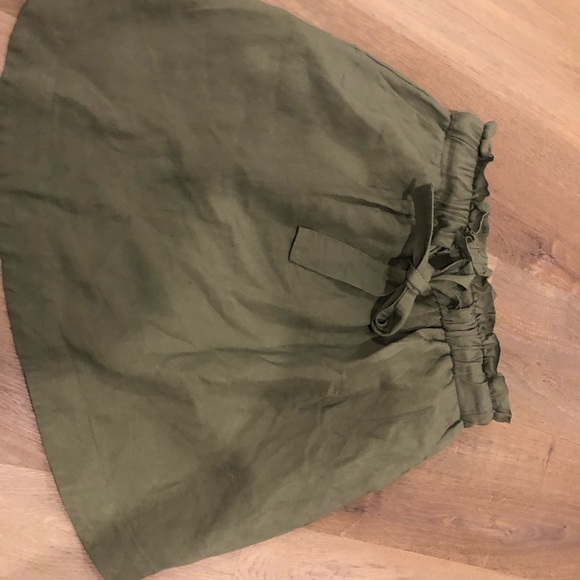 Skirts - Picture 3 of 7